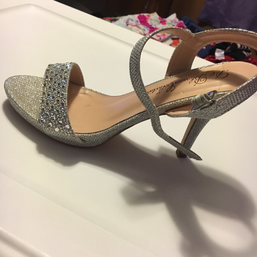 Beautiful evening shoes, great condition